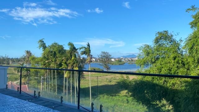 The Cuckoo'\''s Nest Hostel and Bar