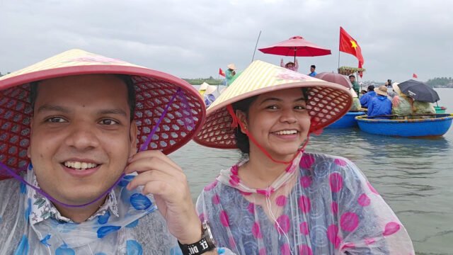 hangcoconut Basket Boat Tour