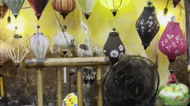 Tieng Vong Pho Lantern workshop