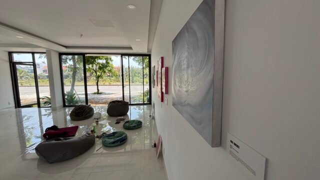 Art Gallery “Not From Here”