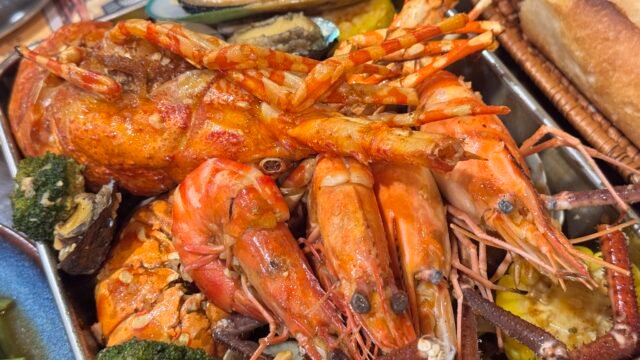 CUA VANG seafood 꾸아방 海鮮餐廳