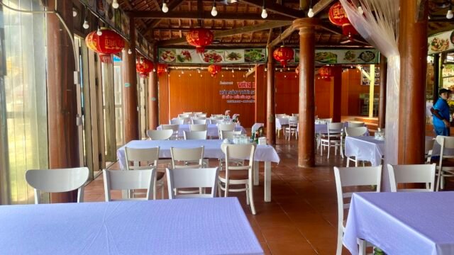 Vân Phi Seafood Restaurant Hội An