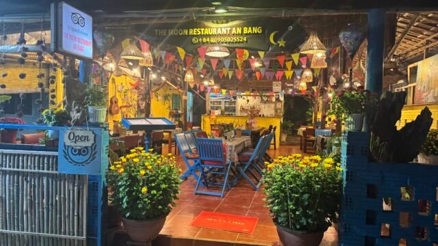 The Moon Restaurant An Bang