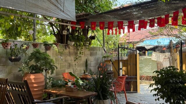 Ellie’s Cafe Hoi An