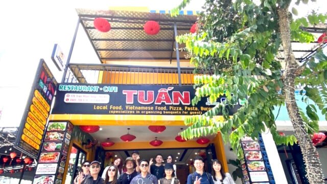 Tuan Restaurant & Cafe