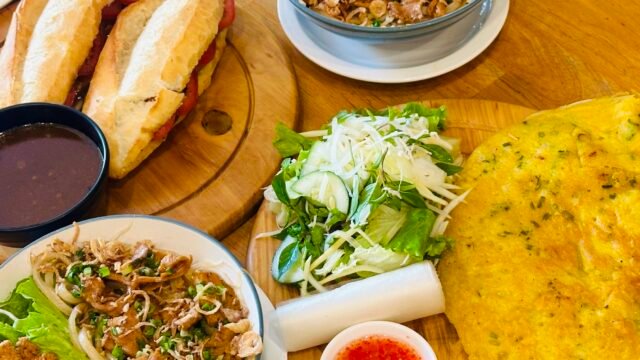 Tuan Restaurant & Cafe