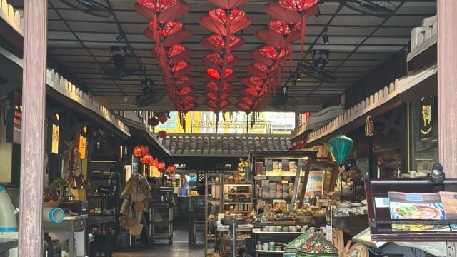 Vy’s Market Restaurant