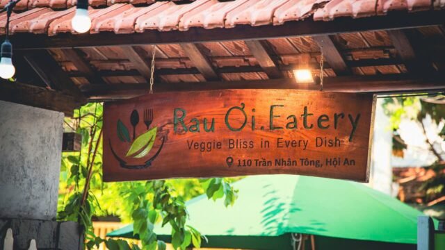 Rau Ơi Eatery