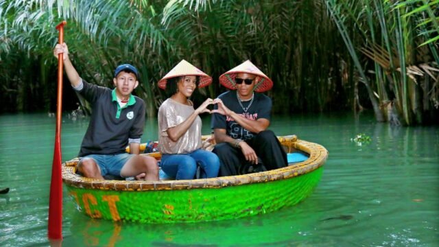 SUN COCONUT BASKET BOAT . RESTAURANT and COFFEE