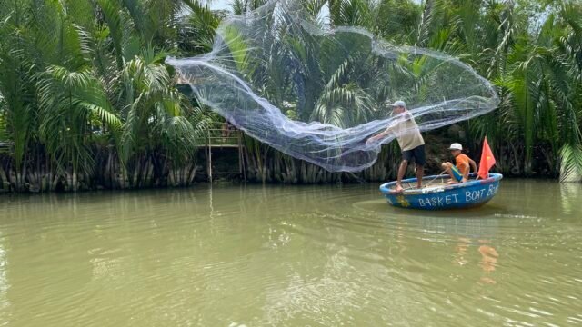 Coconut Basket Boat Bong Hội An