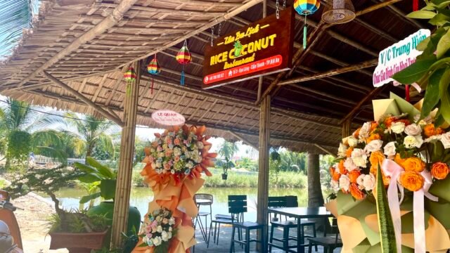 Rice Coconut Basket Boat