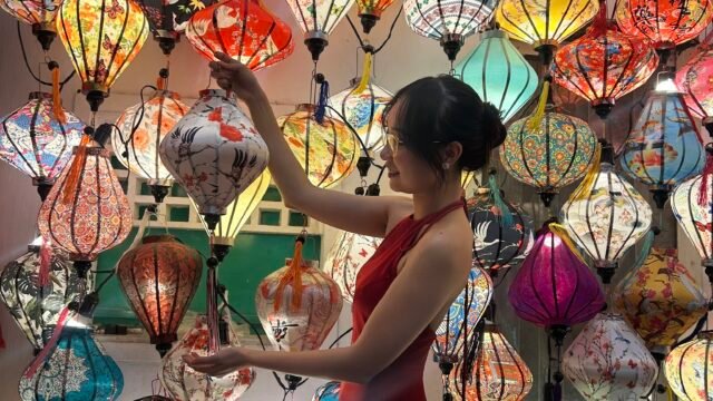 Lantern Making Class With Lynn