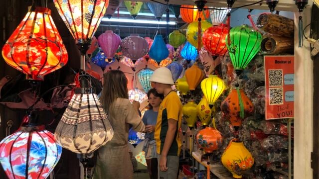 Lantern Making Class With Lynn