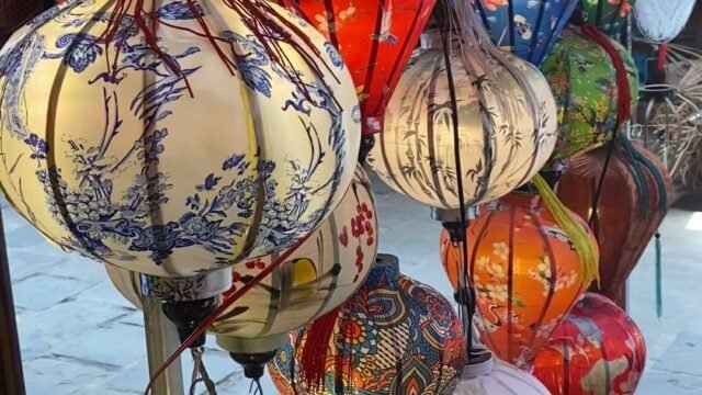 Lantern Making Class (Phuong Chau)
