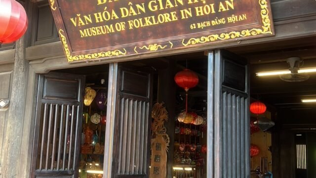 Lantern making class with Happy Smile Lantern