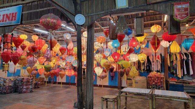 Ha Linh Lantern Manufacturing Unit