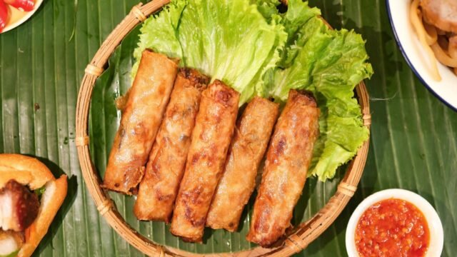 Bánh mì Mr. Hiếu Hội An
