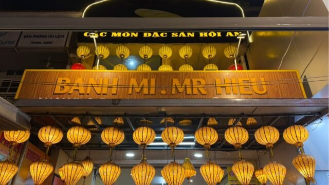 Bánh mì Mr. Hiếu Hội An