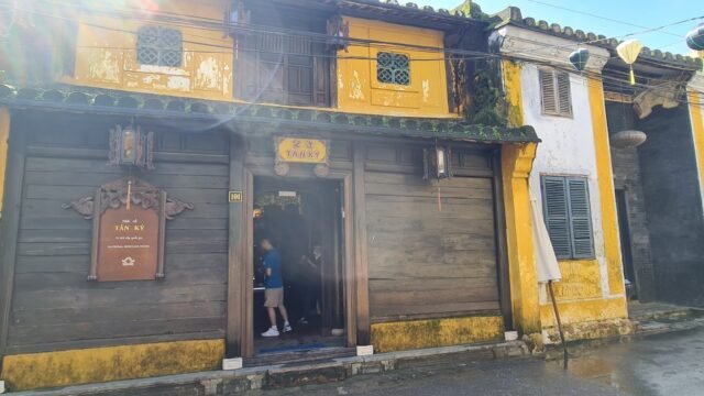 Reaching Out Arts & Crafts