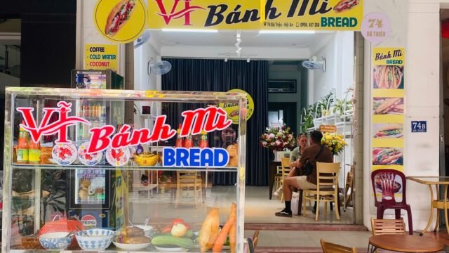 Vĩ Bread
