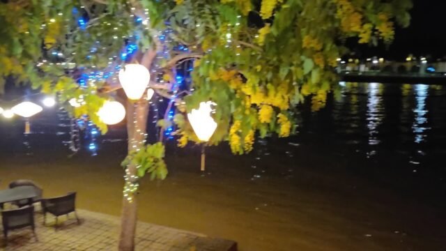 Traders Waterfront Restaurant