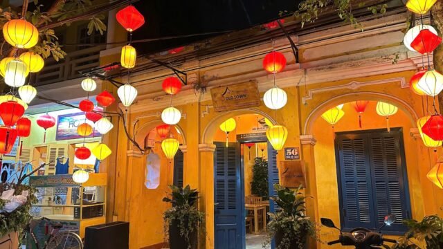 Hoi An Old Town Table