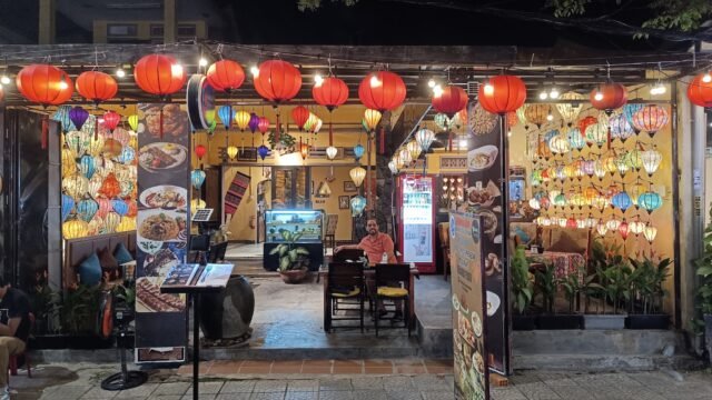 Maxim halal restaurant & cafe