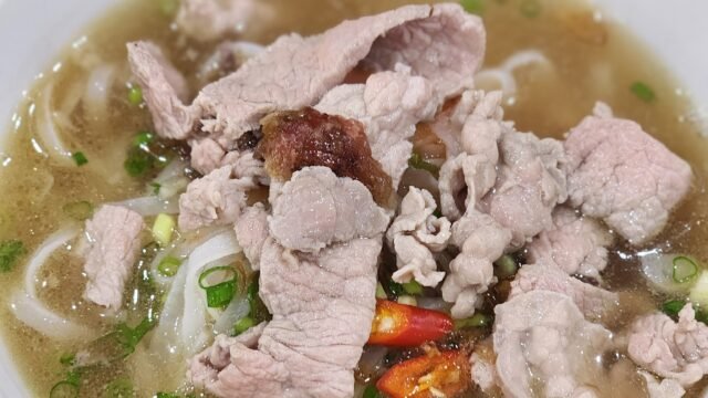 Ms Hanh cooking class