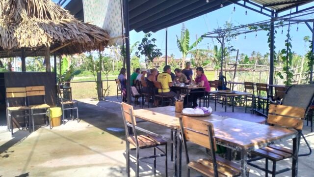 Thanh Dong organic garden restaurant,Basket boat & Cooking class
