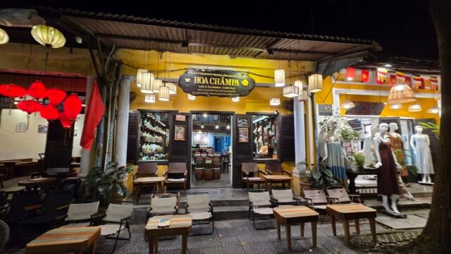 Hoachampa Coffee & Tea House