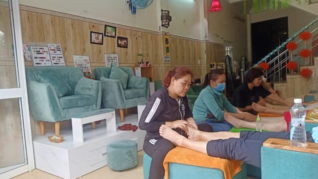 Dung SPA _ nails and massage
