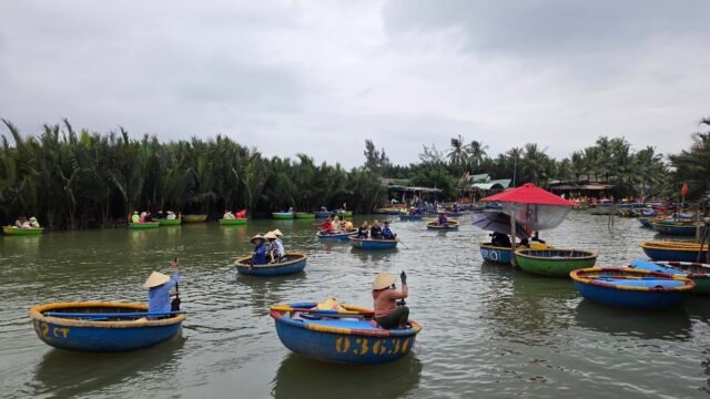 Coconut Island Basket Boat Tour