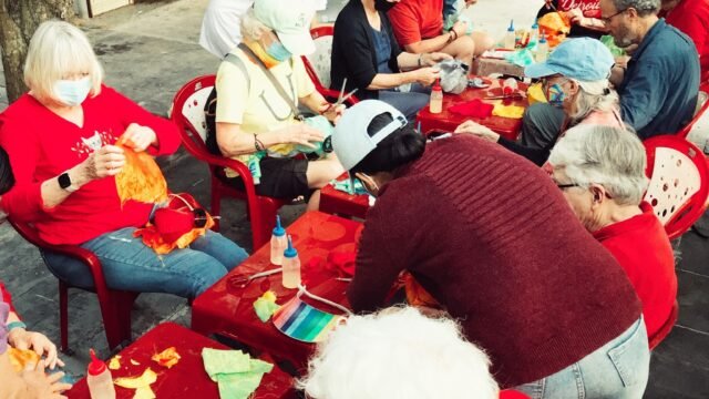 Duc Thanh Lantern Making Class
