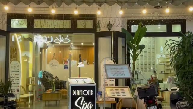 Diamond eyelash extensions Hôi An