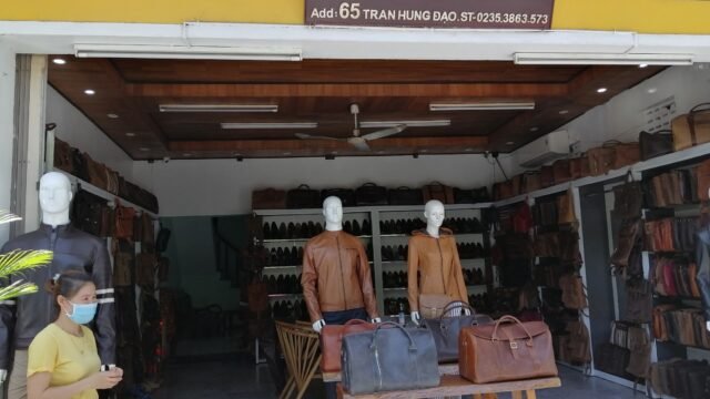 Leather Store 19