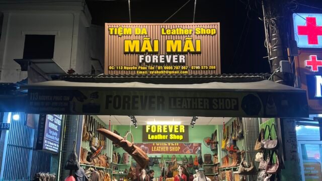 Forever Leather shop Hội An