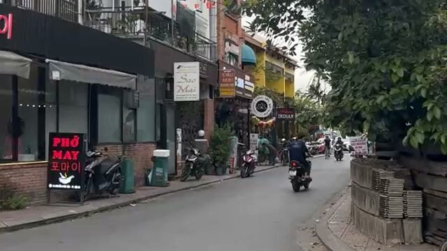 Forever Leather shop Hội An