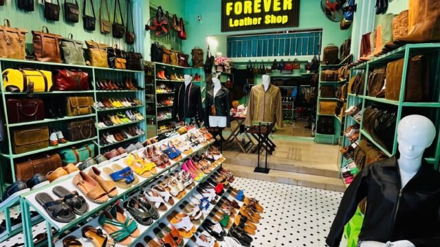 Forever Leather shop Hội An