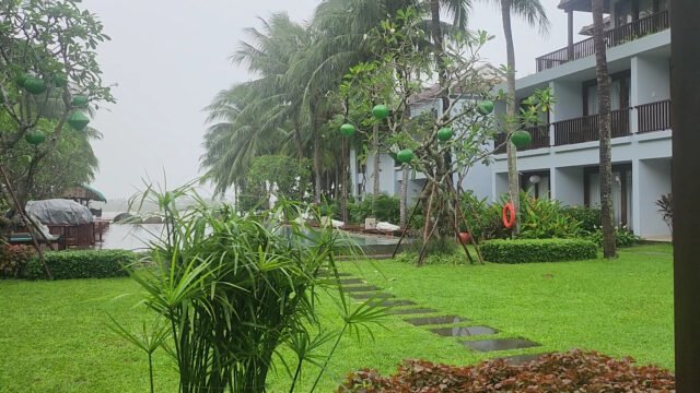 Vinh Hung Riverside Resort & Spa