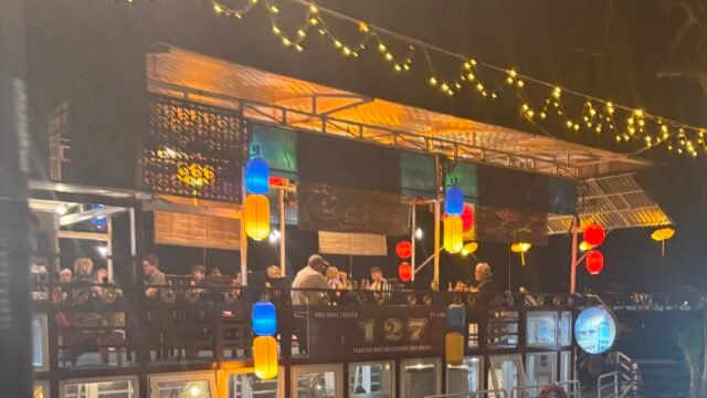 Floating Boat 127 Restaurant Hoi An