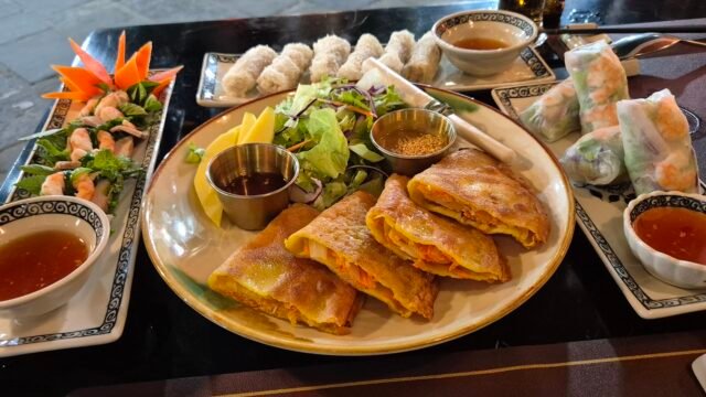 Cua Dai Central Restaurant & Cooking Class