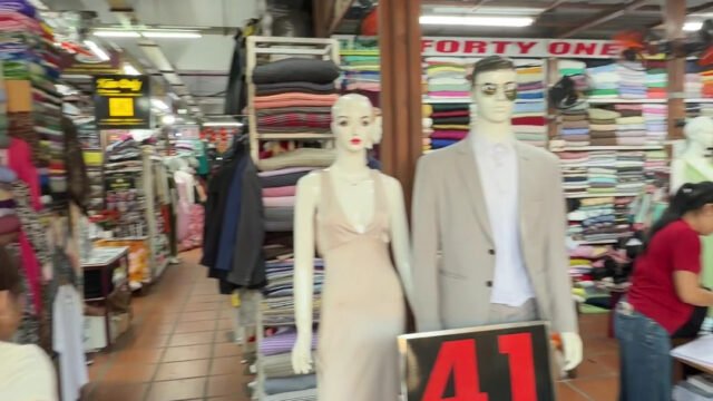 41 Tailor In Hoi An Cloth Market