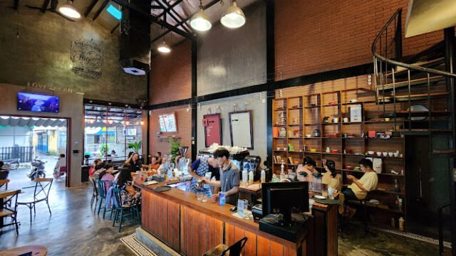 HI PHIN COFFEE HOUSE