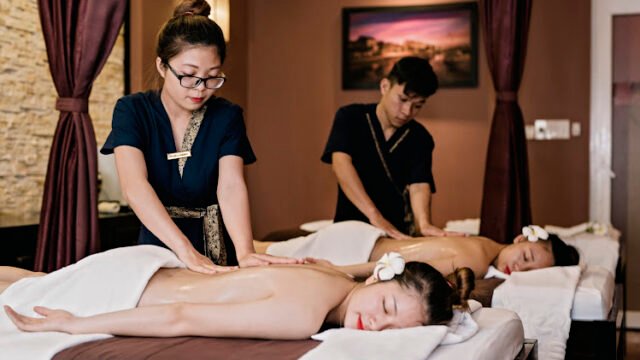 White Rose Spa – Hair Wash