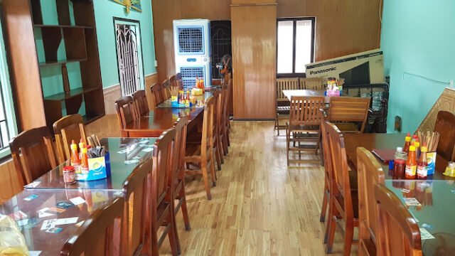 Bánh Mì Phượng