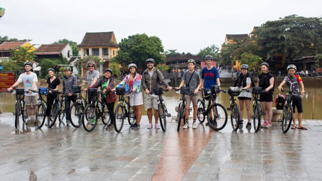 Discova Day Tour Shop Hoi An