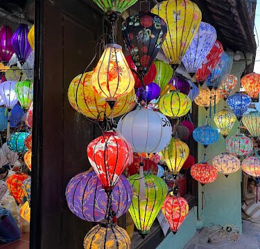 65 Lantern shop
