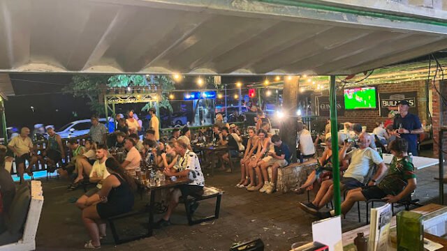 Hattrick’s Irish Sports Bar - Hoi An