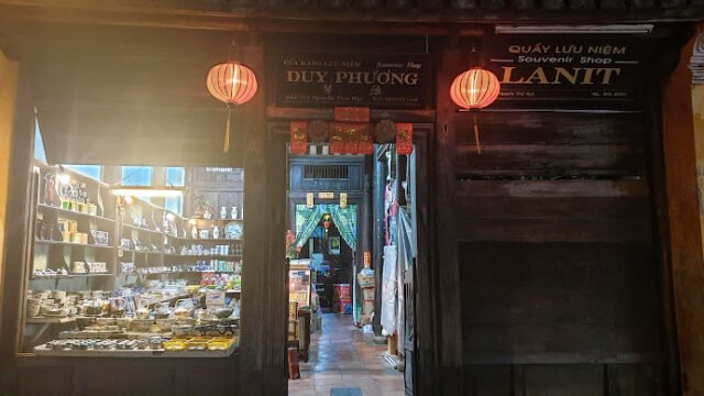 Áo Dài Custom Tailors