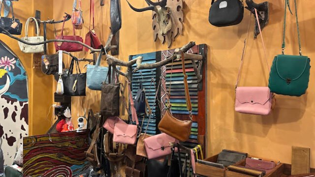 OLug Handmade Leather Hoi An